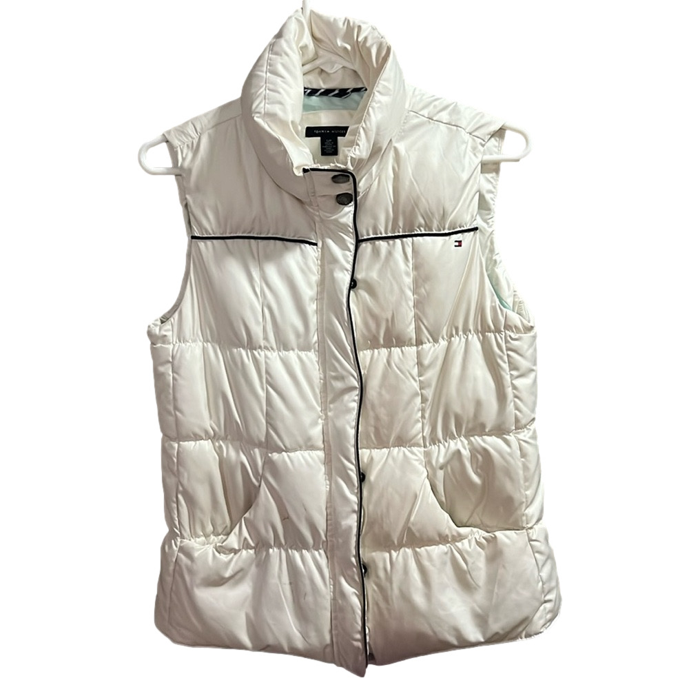 TOMMY HILFIGER Women’s S/P White Puffer Vest - Picture 2 of 15